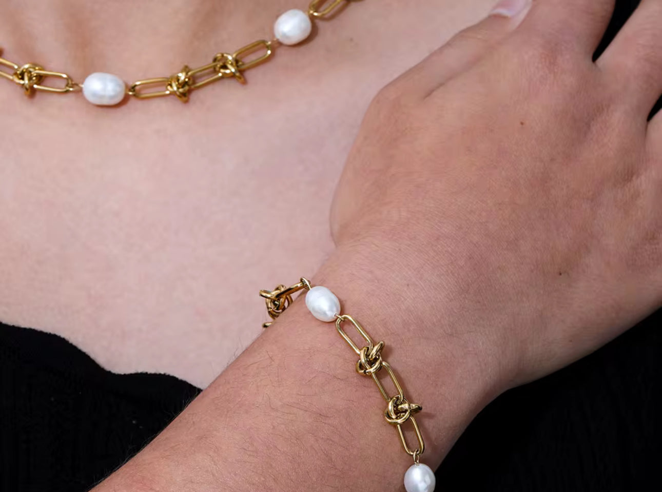The Orla Pearl Set