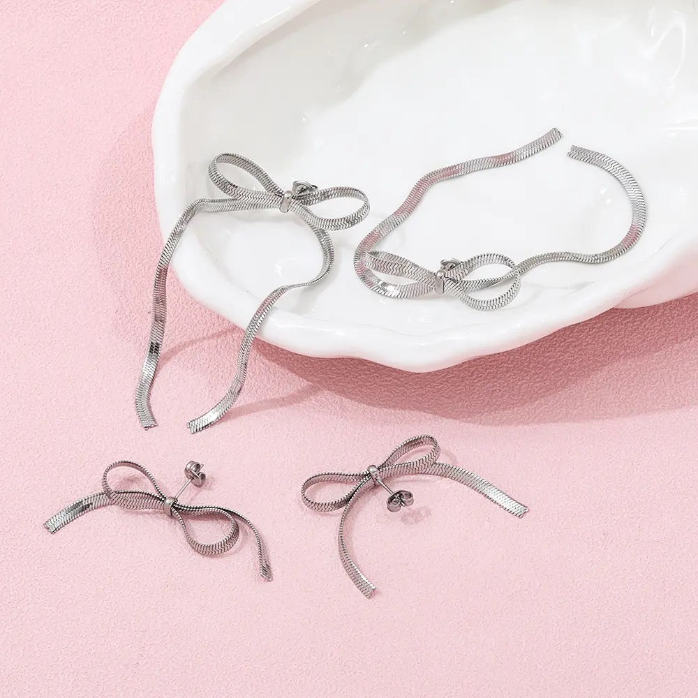 Serpentine Bow Earrings
