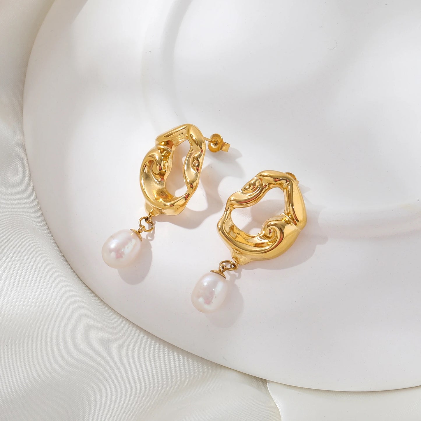 Dahlia earrings