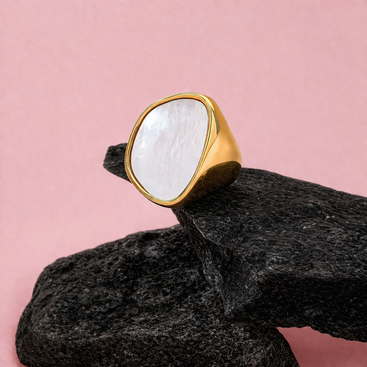SOLARA Ring