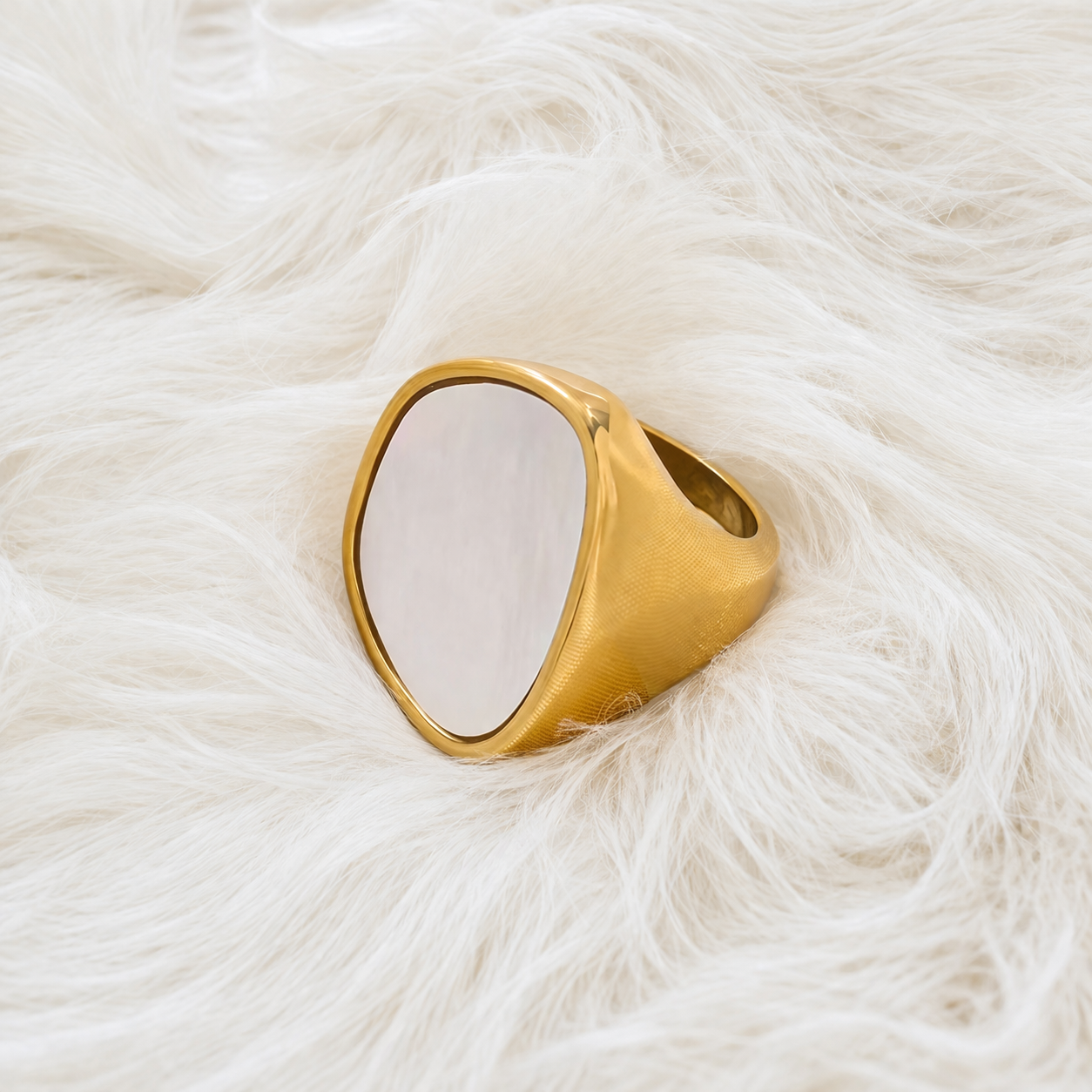 SOLARA Ring