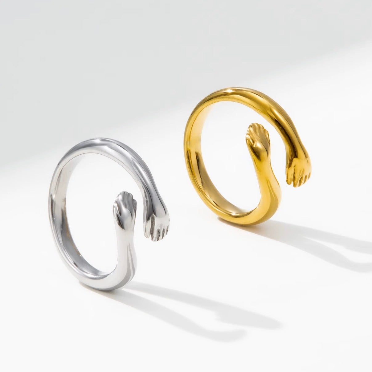 Hug Me Ring