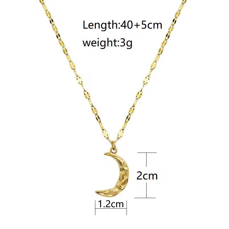 Luna necklace
