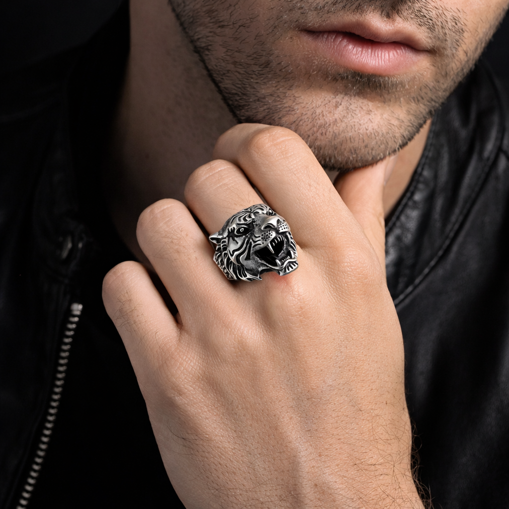 The Apex Ring
